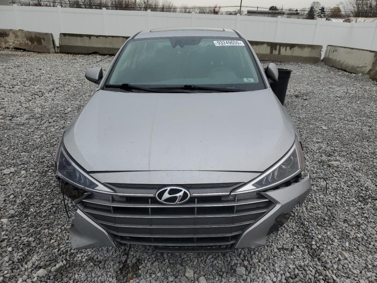 2020 Hyundai Elantra Sel - Фото 5