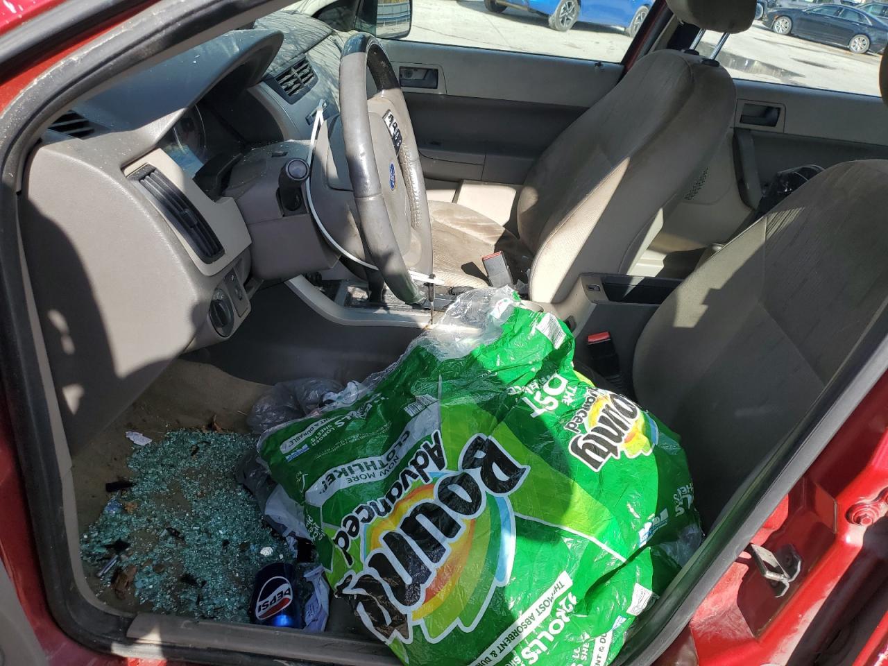 2010 Ford Focus Se - Фото 7