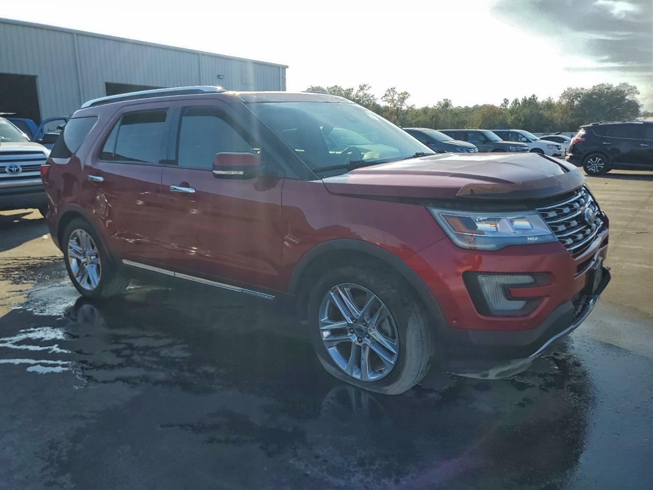 2017 Ford Explorer Limited - Image 4