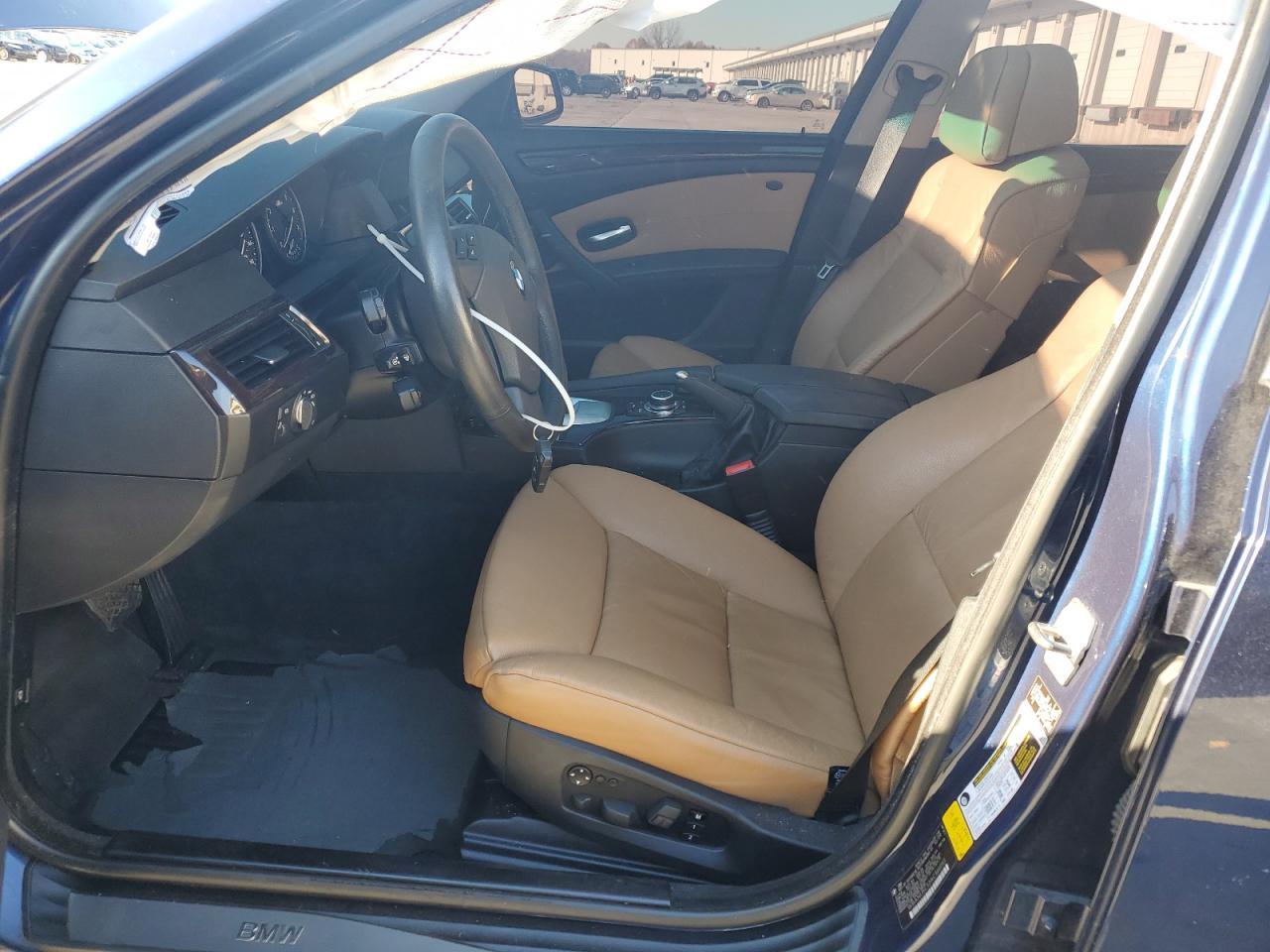 2010 BMW 528 I - Фото 7