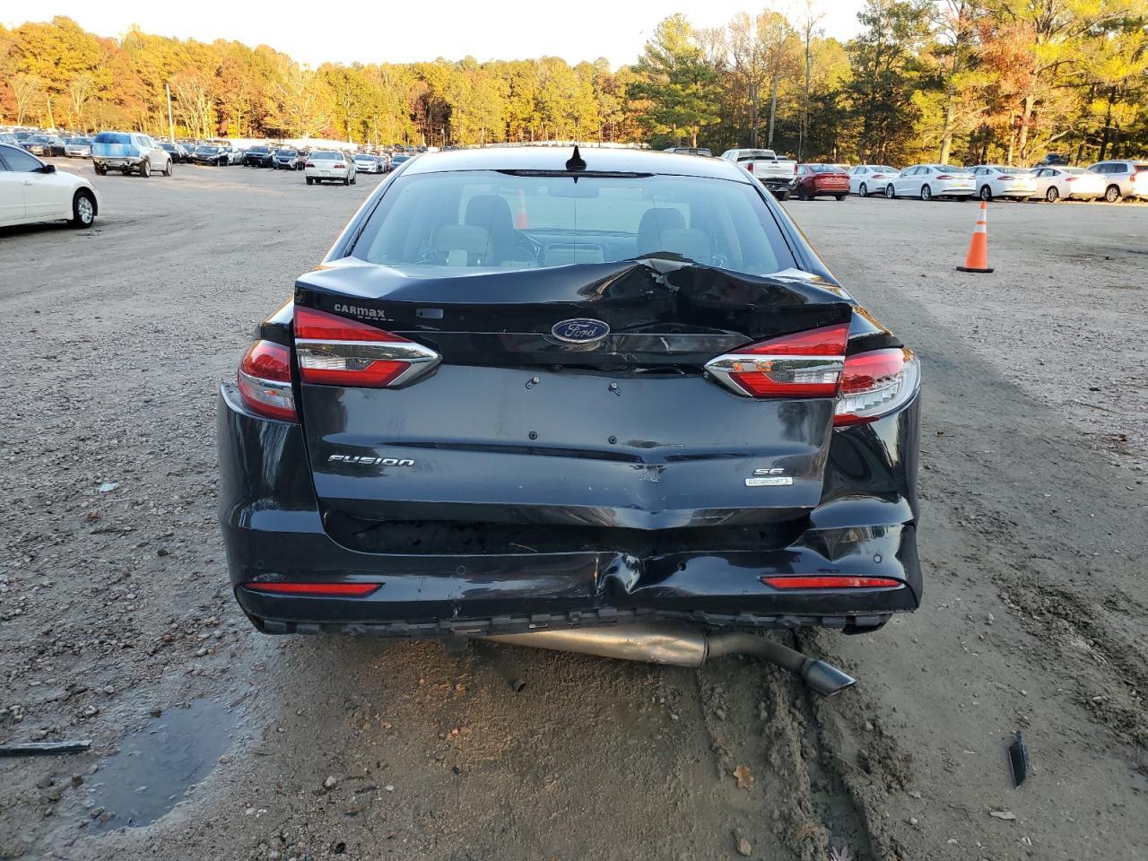 2020 Ford Fusion Se - Фото 6