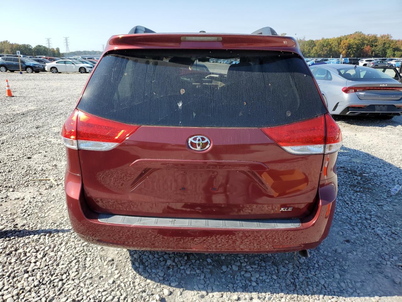 2013 Toyota Sienna Xle - Image 6