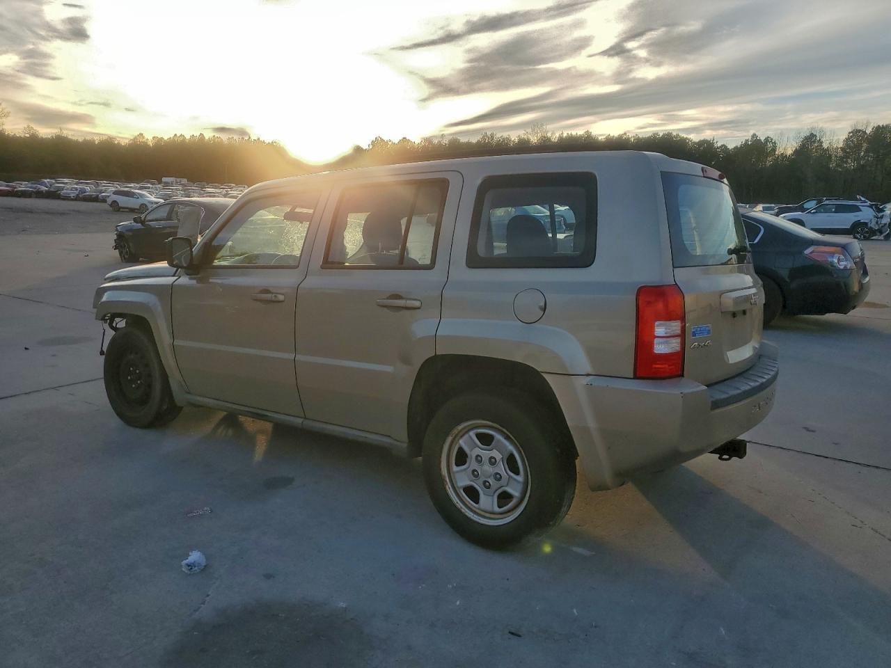 2010 Jeep Patriot Sport - Фото 2