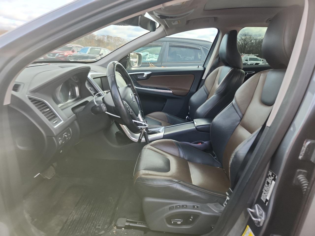 2017 Volvo Xc60 T5 Dynamic - Image 7