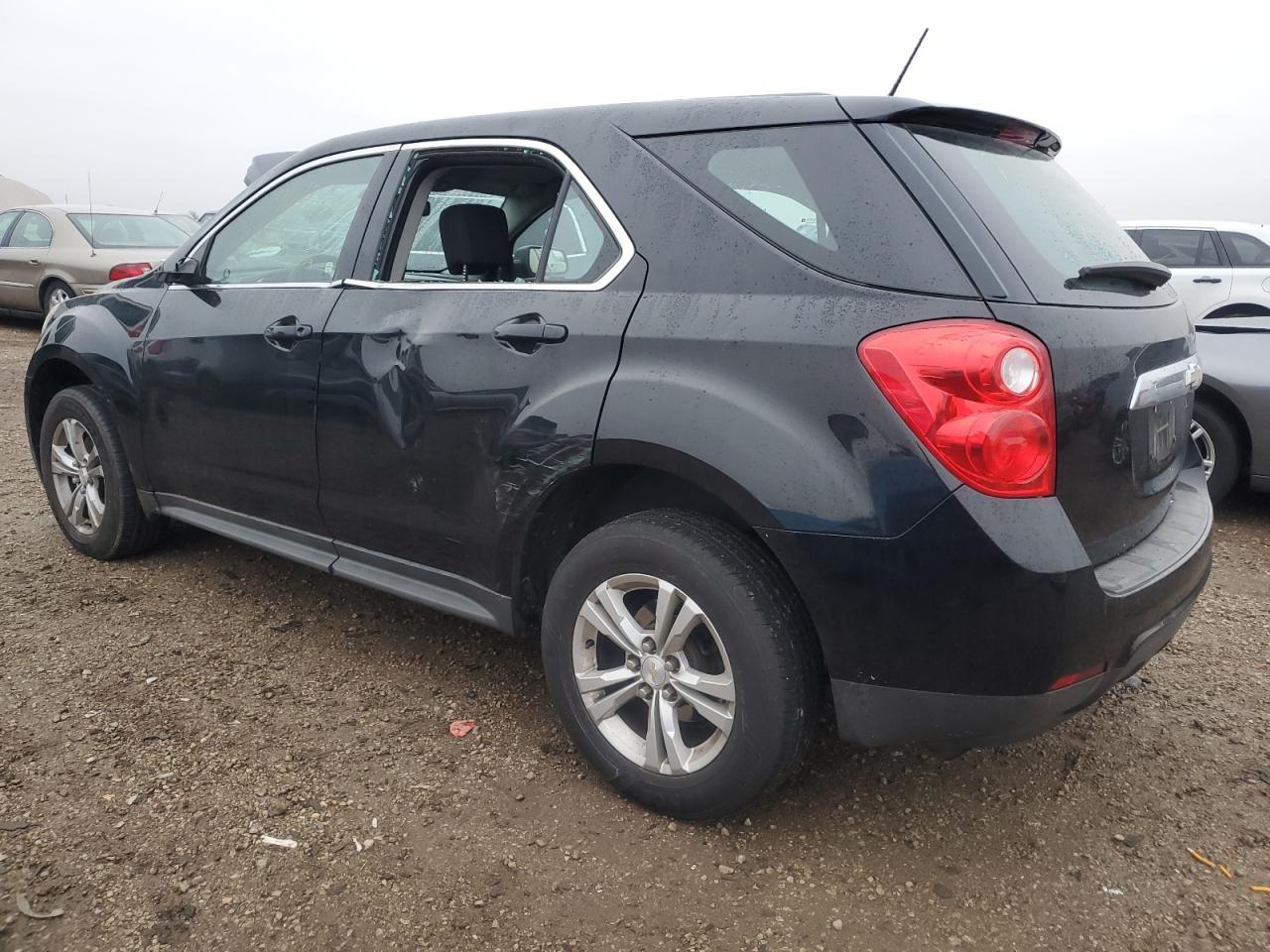 2014 Chevrolet Equinox Ls - Image 2