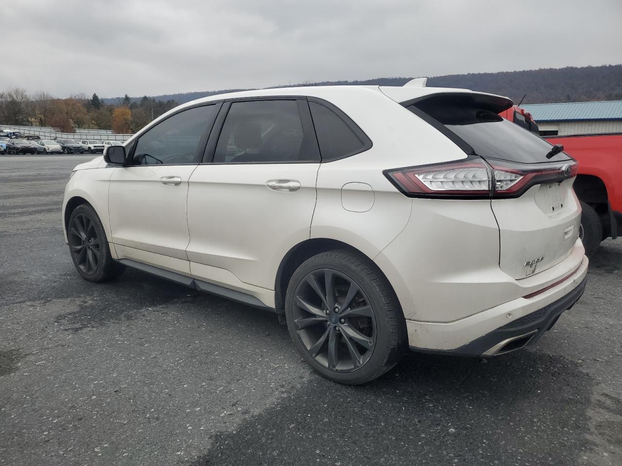 2015 Ford Edge Sport - Image 2