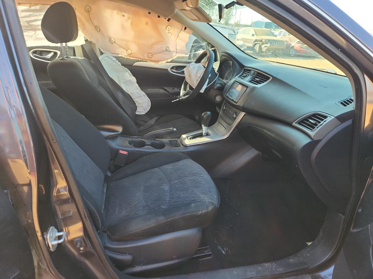 2014 Nissan Sentra S - Фото 7