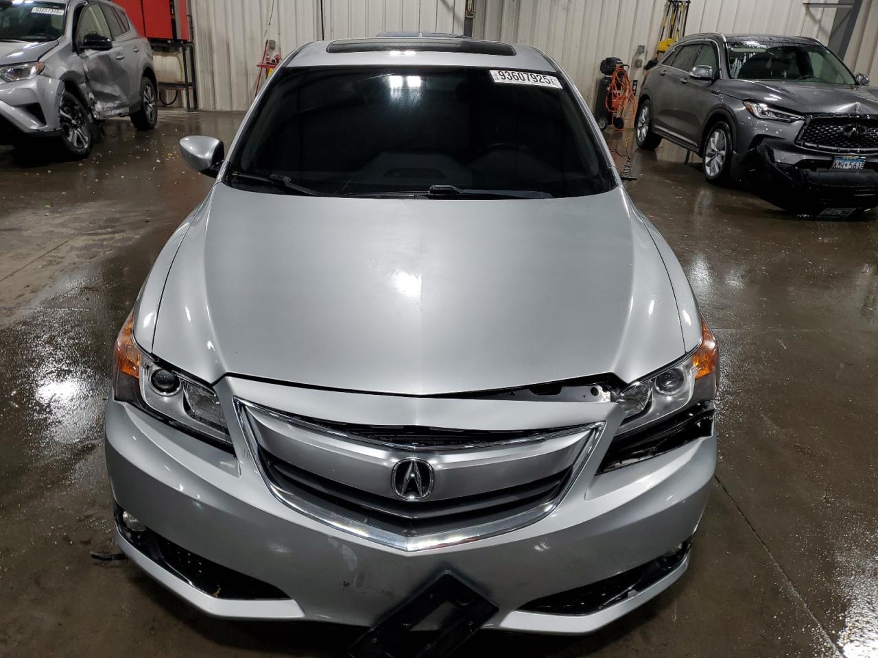2013 Acura Ilx 20 - Image 5