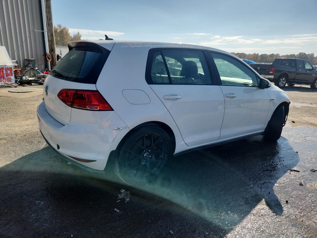 2015 Volkswagen Gti - Фото 3