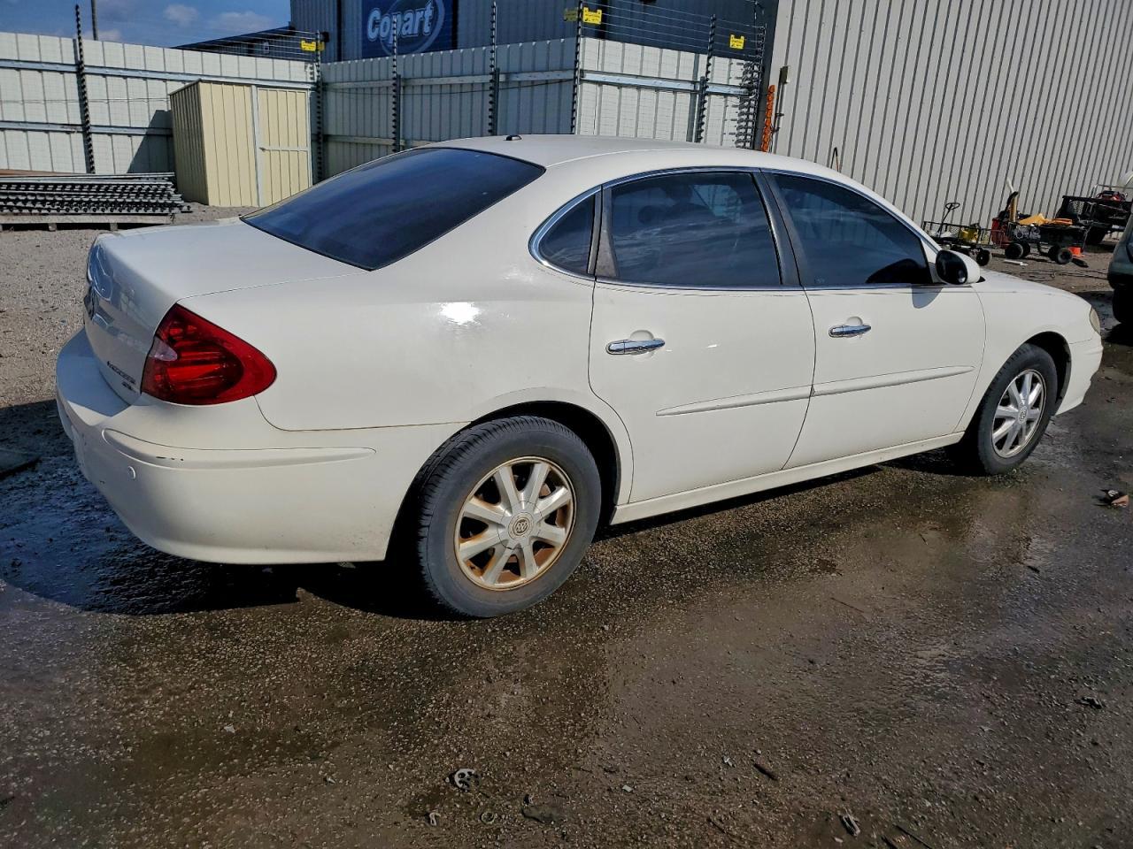 2005 Buick Lacrosse Cxl - Image 3