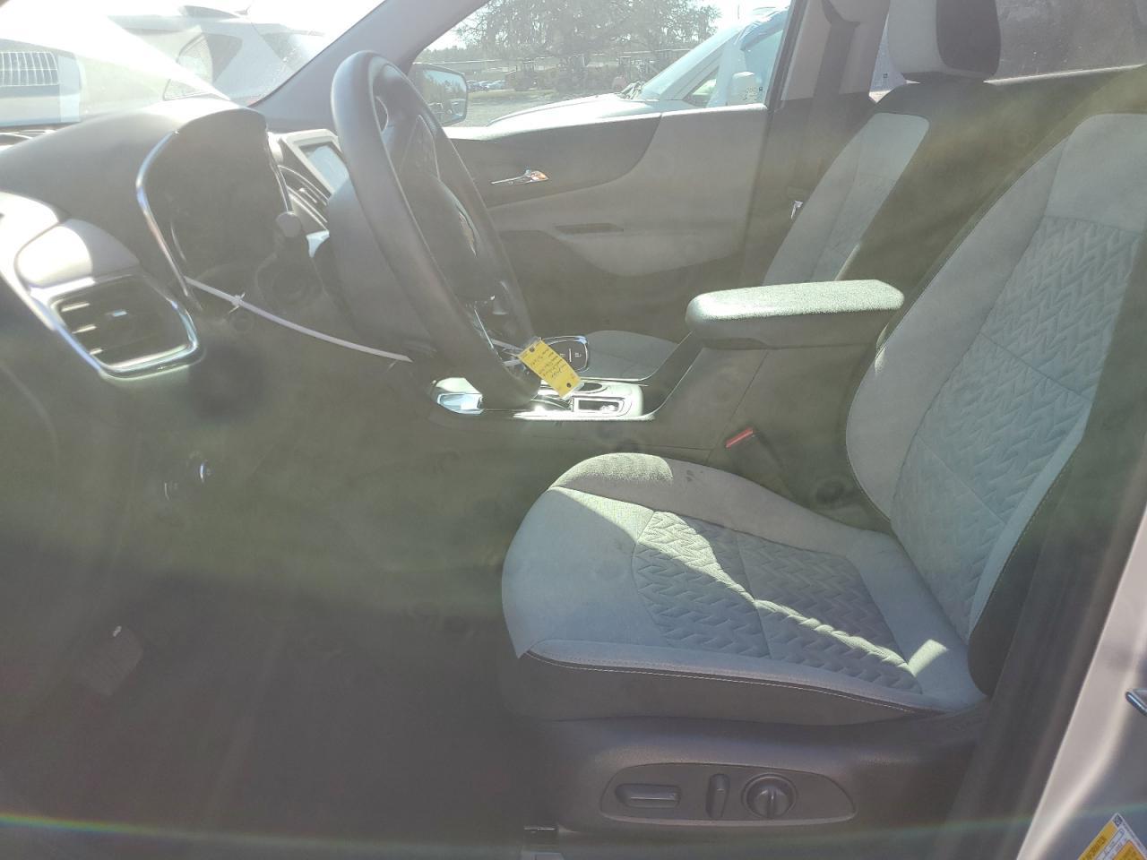 2022 Chevrolet Equinox Ls - Фото 7