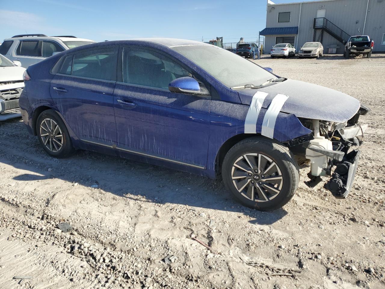 2021 Hyundai Ioniq Se - Image 4