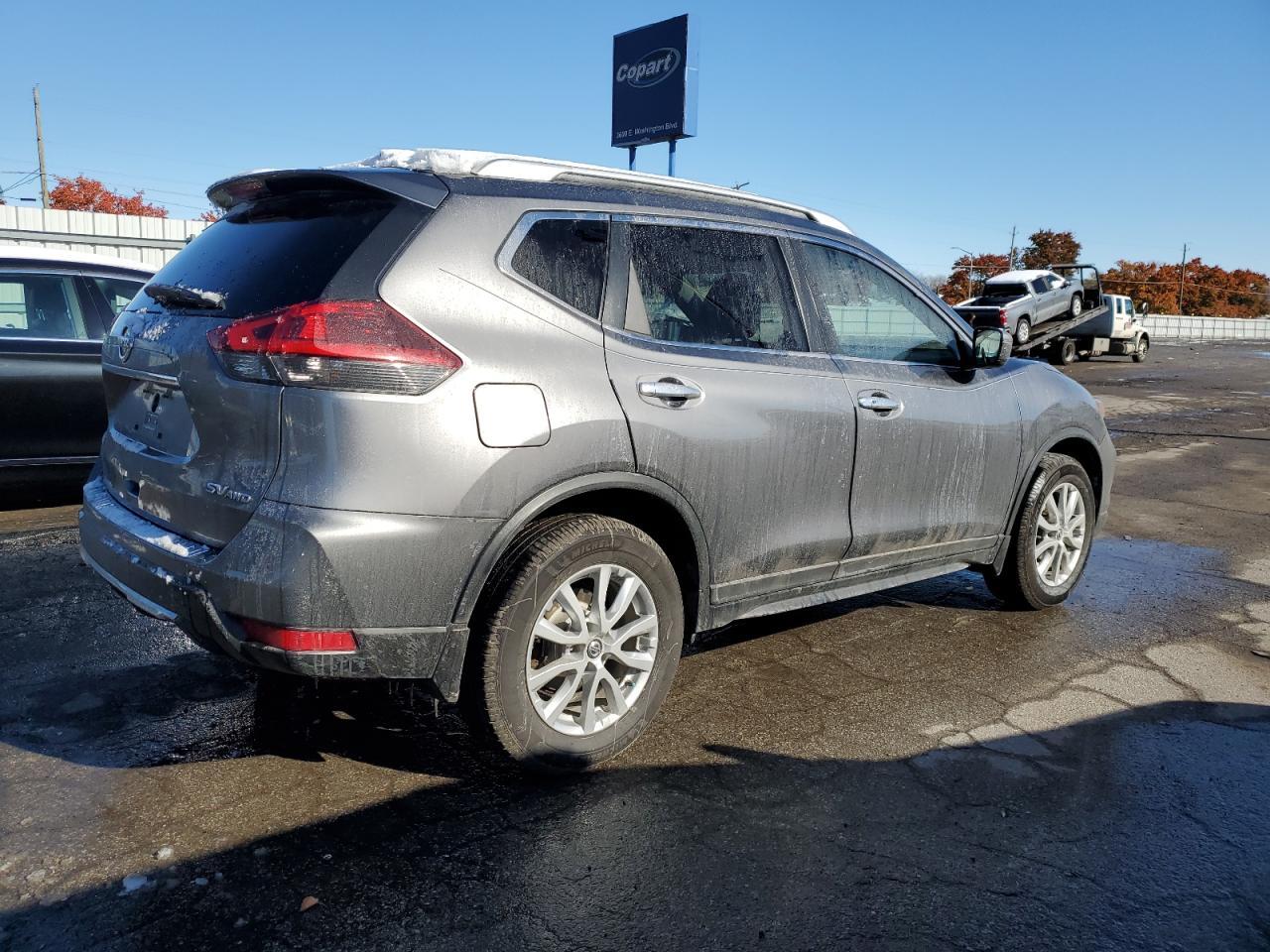 2018 Nissan Rogue S - Фото 3