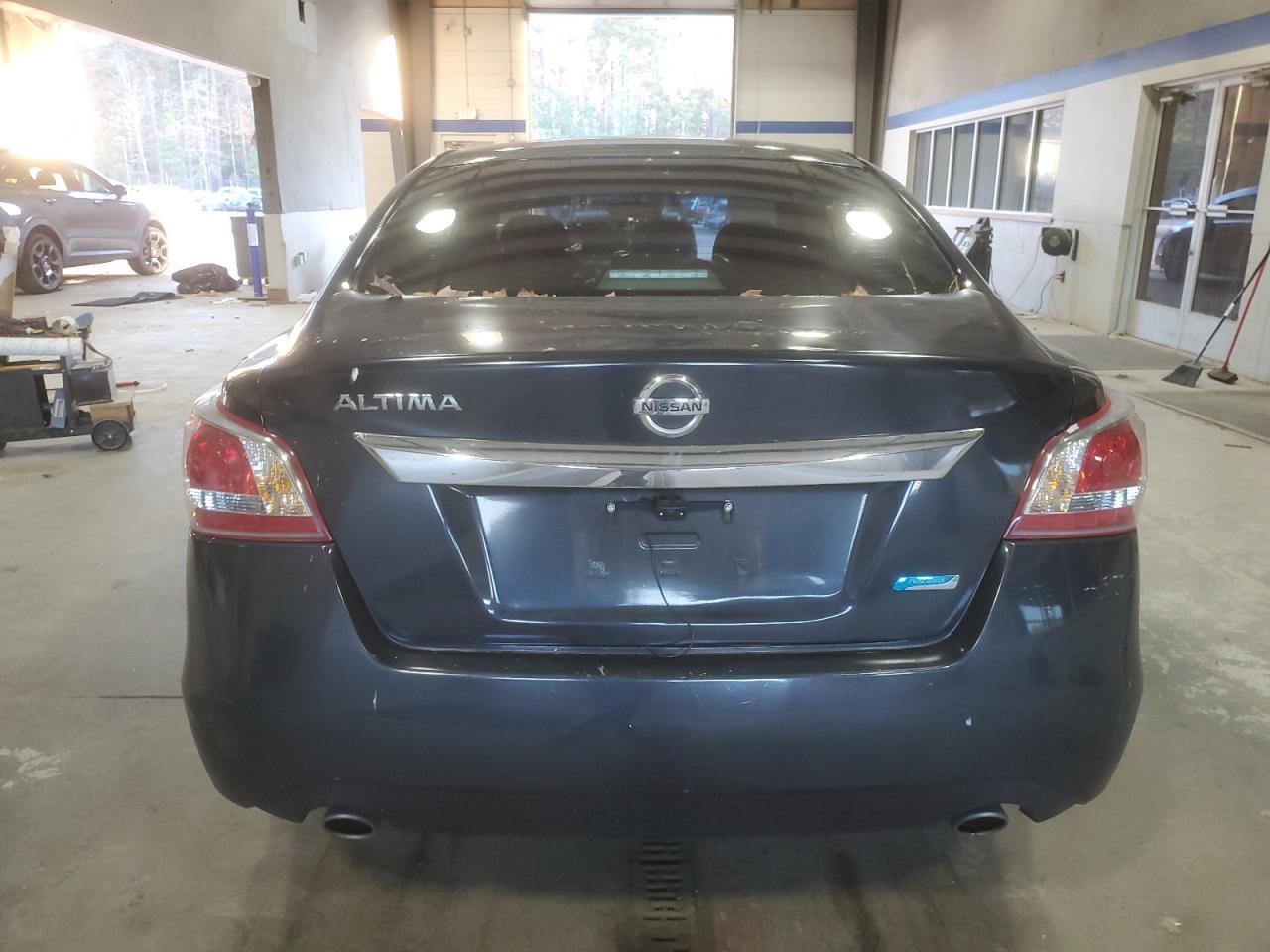 2013 Nissan Altima 2.5 - Фото 6