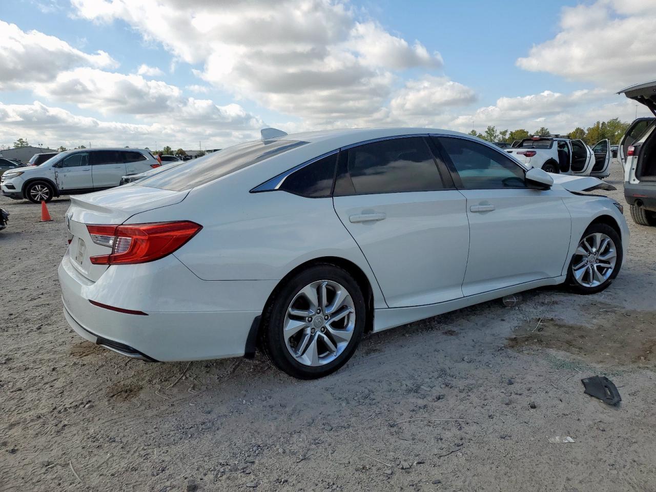 2019 Honda Accord Lx - Фото 3