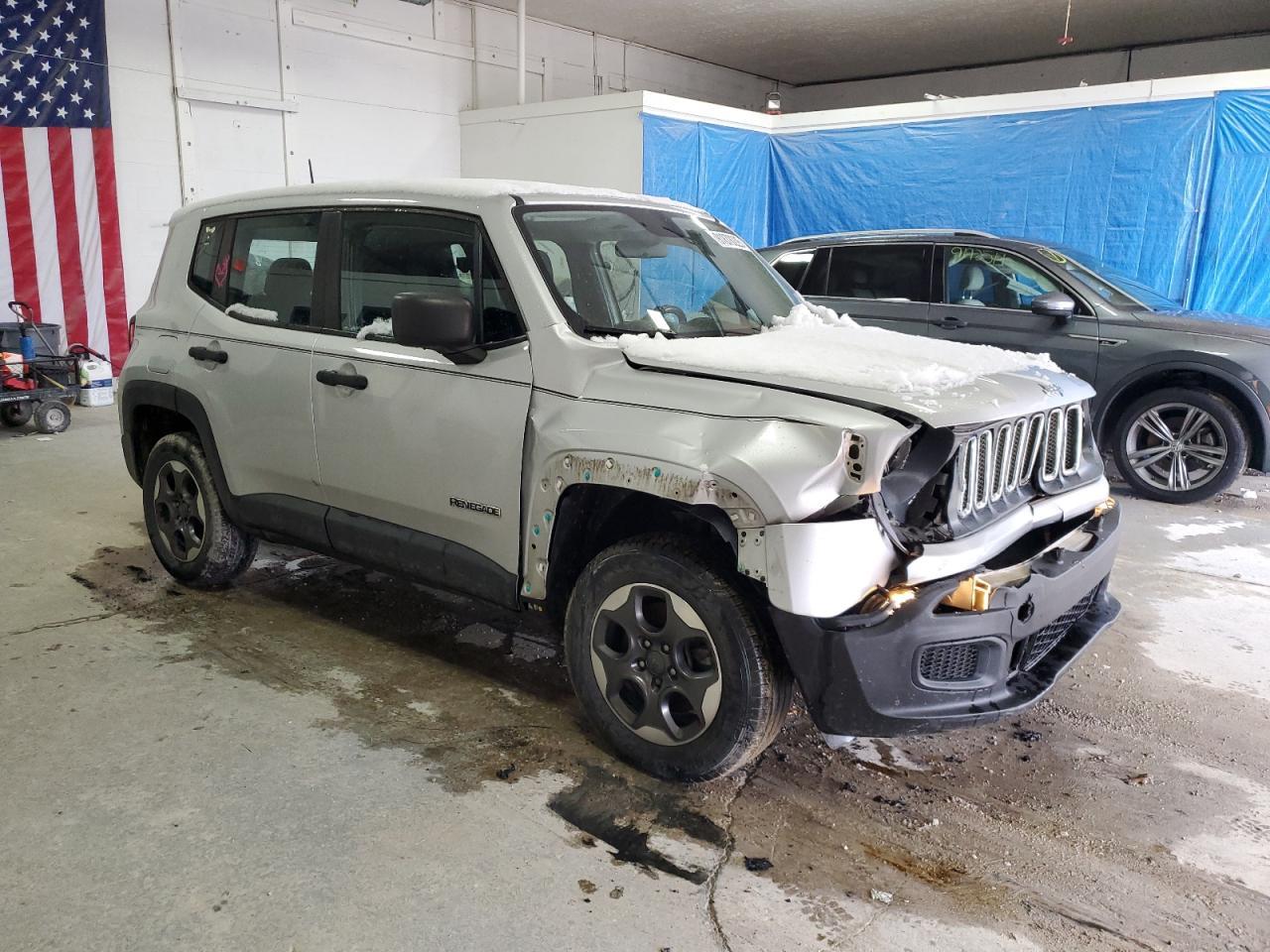 2016 Jeep Renegade Sport - Image 4