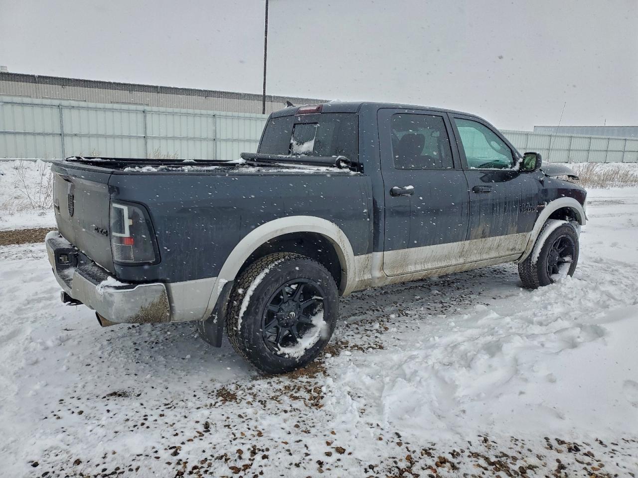 2015 Ram 1500 Laramie - Фото 3