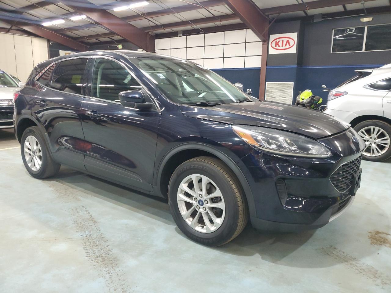 2021 Ford Escape Se - Фото 4