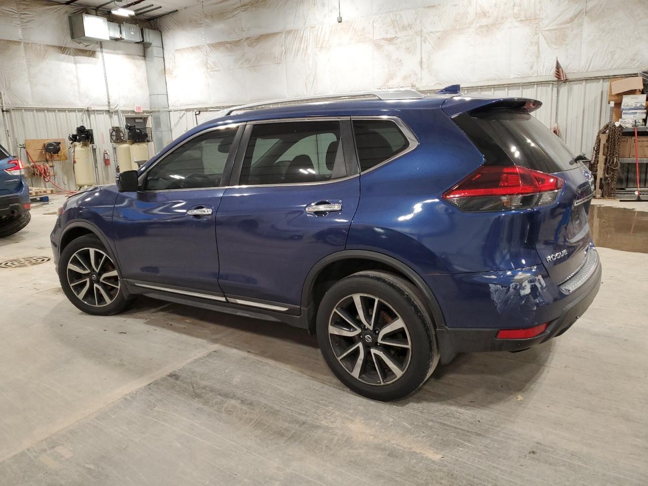 2018 Nissan Rogue S - Фото 2