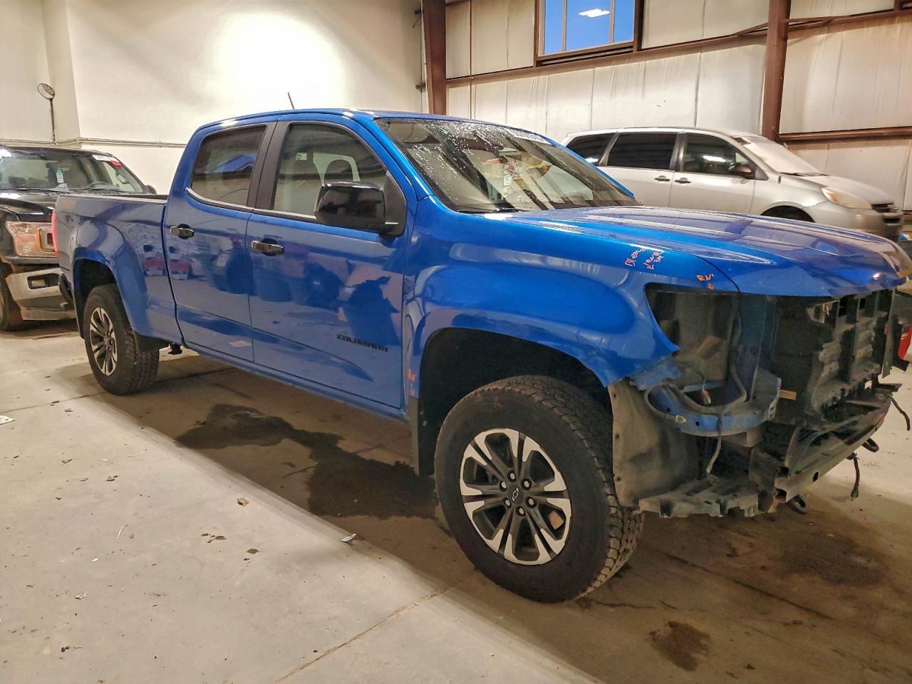 2022 Chevrolet Colorado Z71 - Image 4