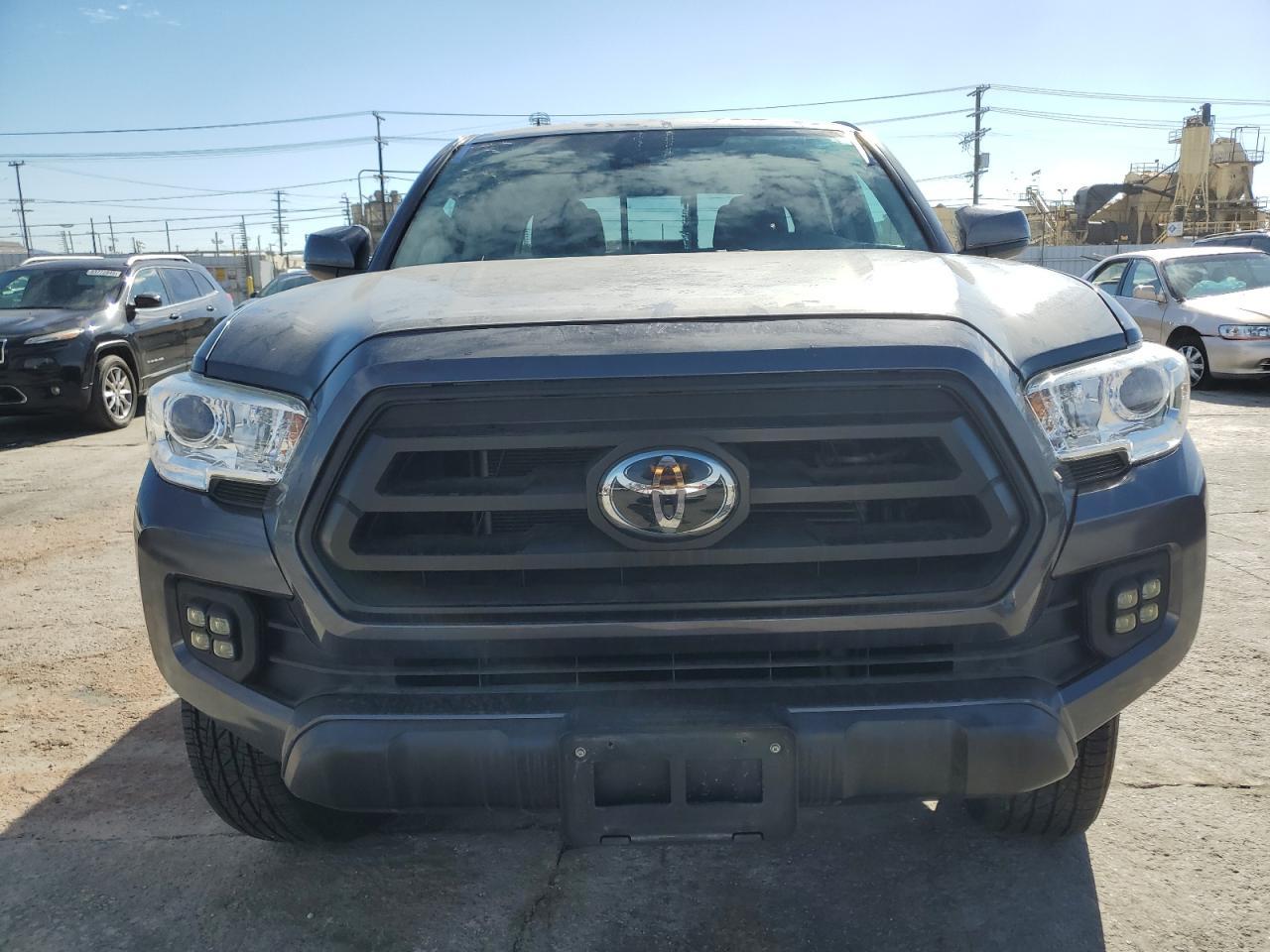 2020 Toyota Tacoma Double Cab - Фото 5