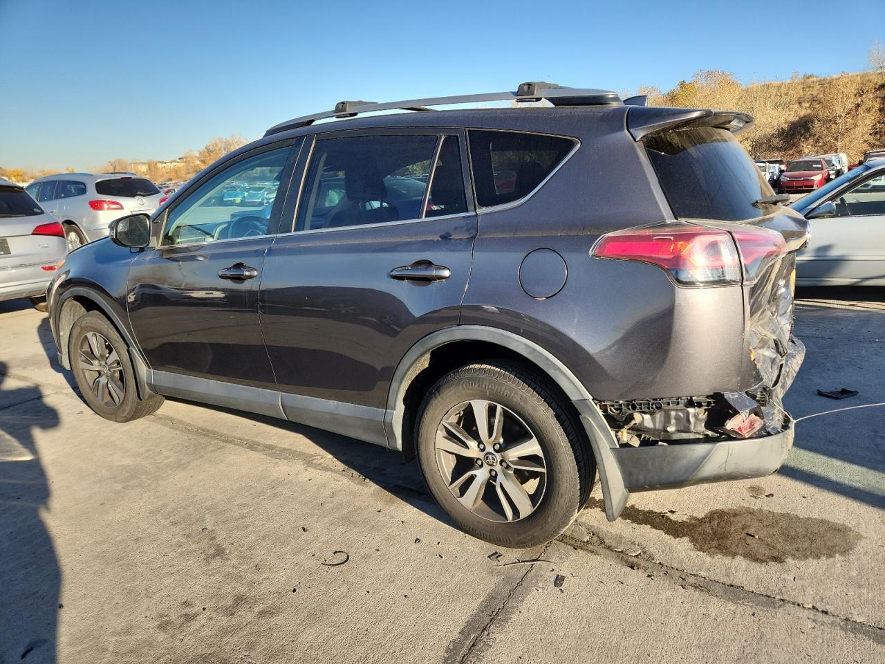 2017 Toyota Rav4 Xle - Фото 2