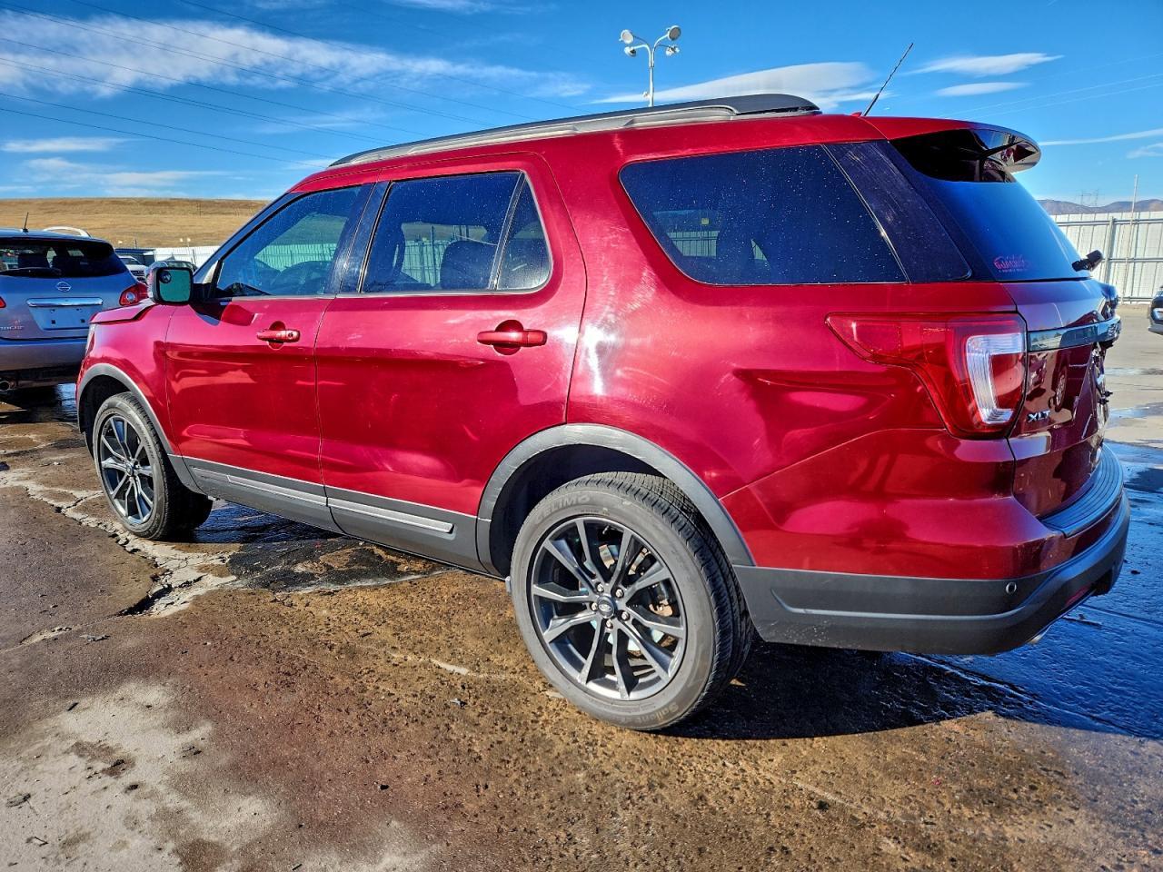 2018 Ford Explorer Xlt - Image 2