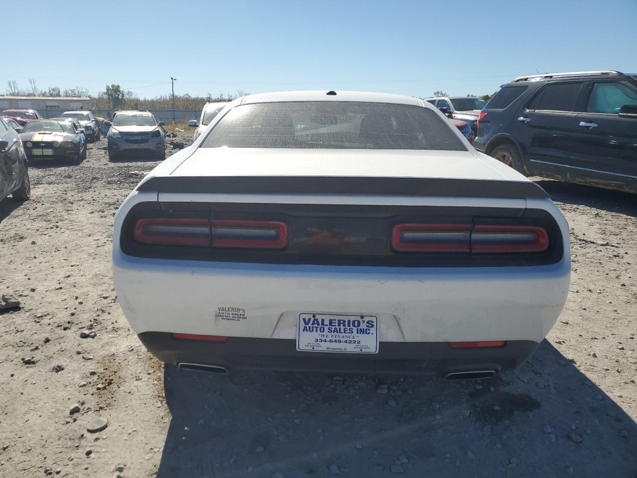 2016 Dodge Challenger Sxt - Image 6