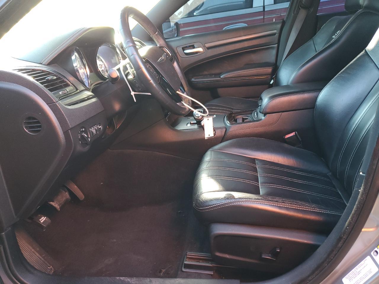 2013 Chrysler 300 S - Image 7