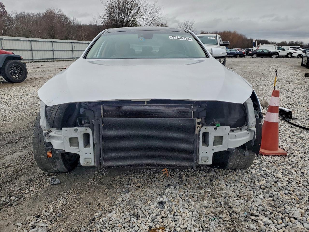 2015 Hyundai Genesis 3.8L - Фото 5