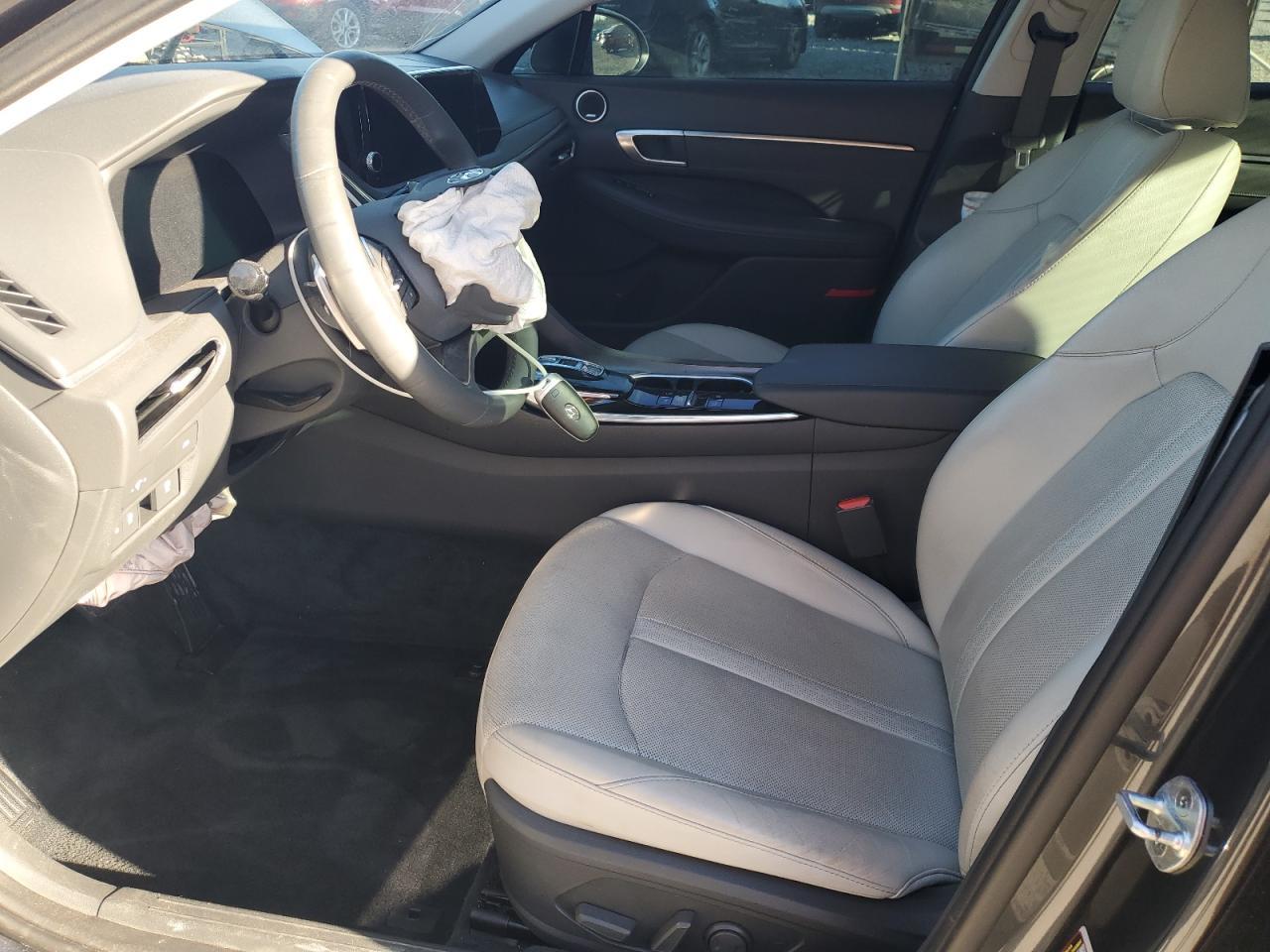 2020 Hyundai Sonata Limited - Image 7