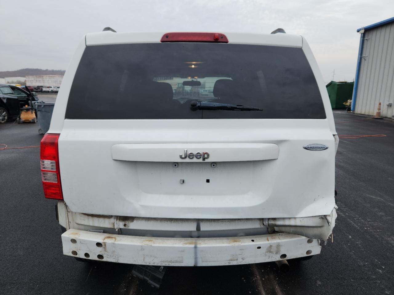 2015 Jeep Patriot Latitude - Фото 6