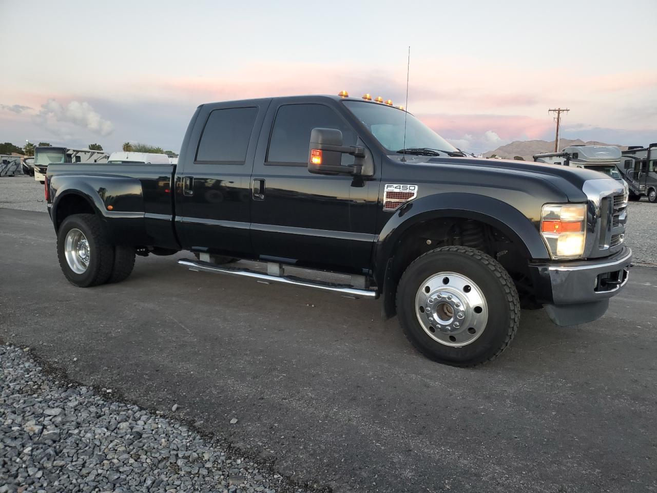 2010 Ford F450 Super Duty - Фото 4