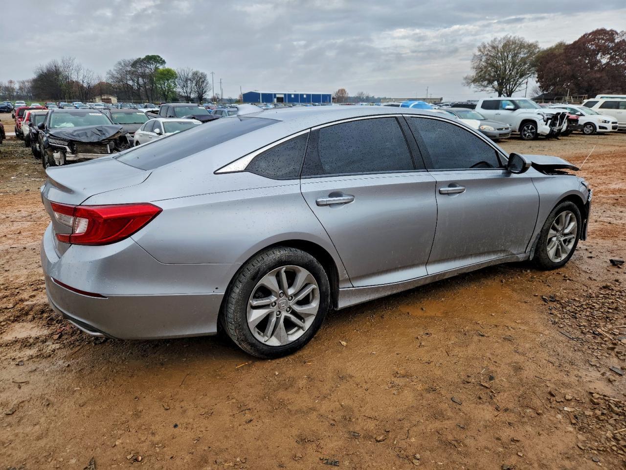 2019 Honda Accord Lx - Фото 3