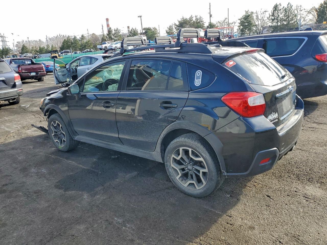 2017 Subaru Crosstrek Premium - Image 2
