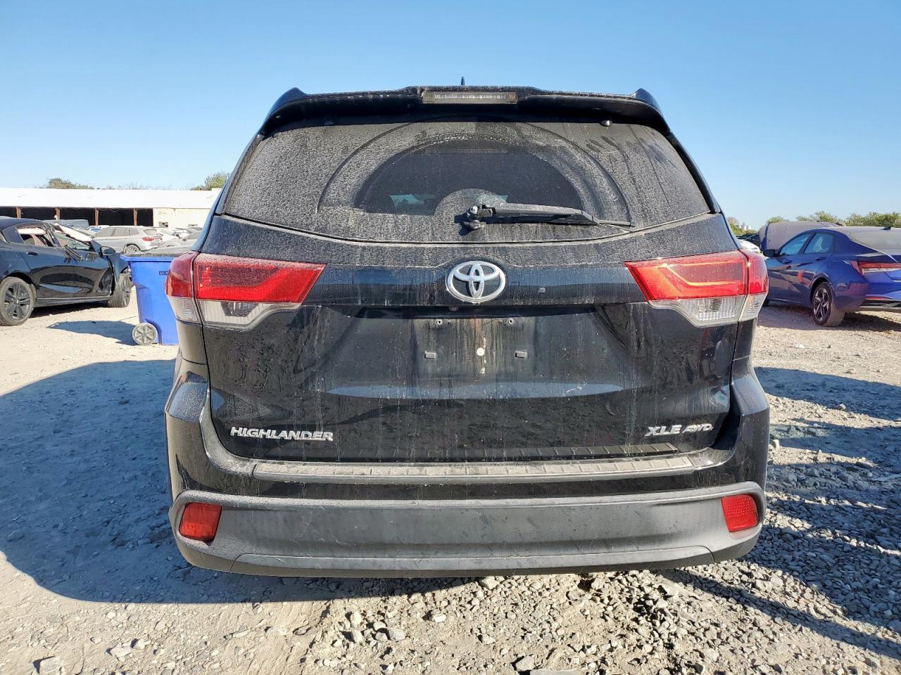 2019 Toyota Highlander Se - Фото 6