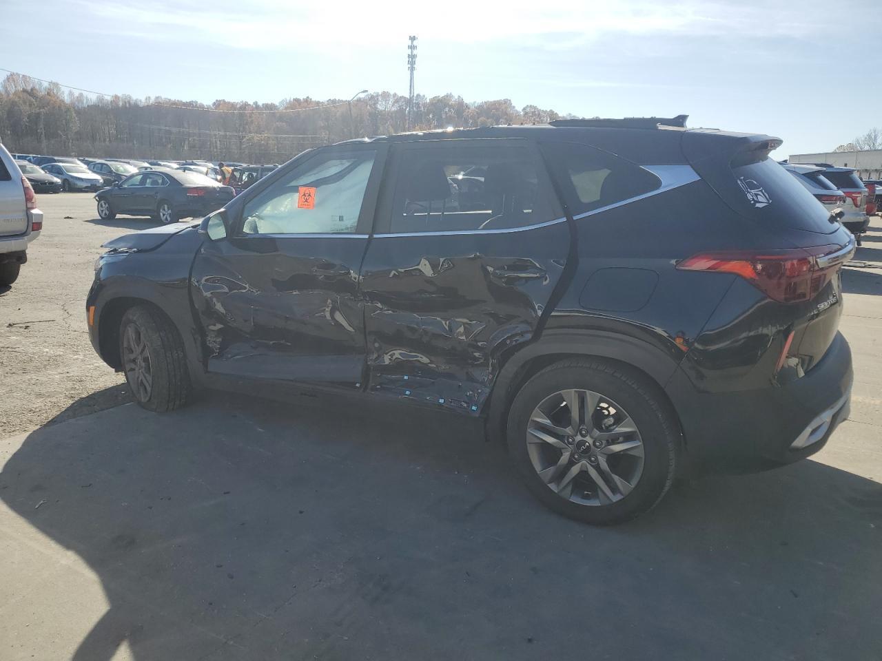 2023 Kia Seltos S - Image 2