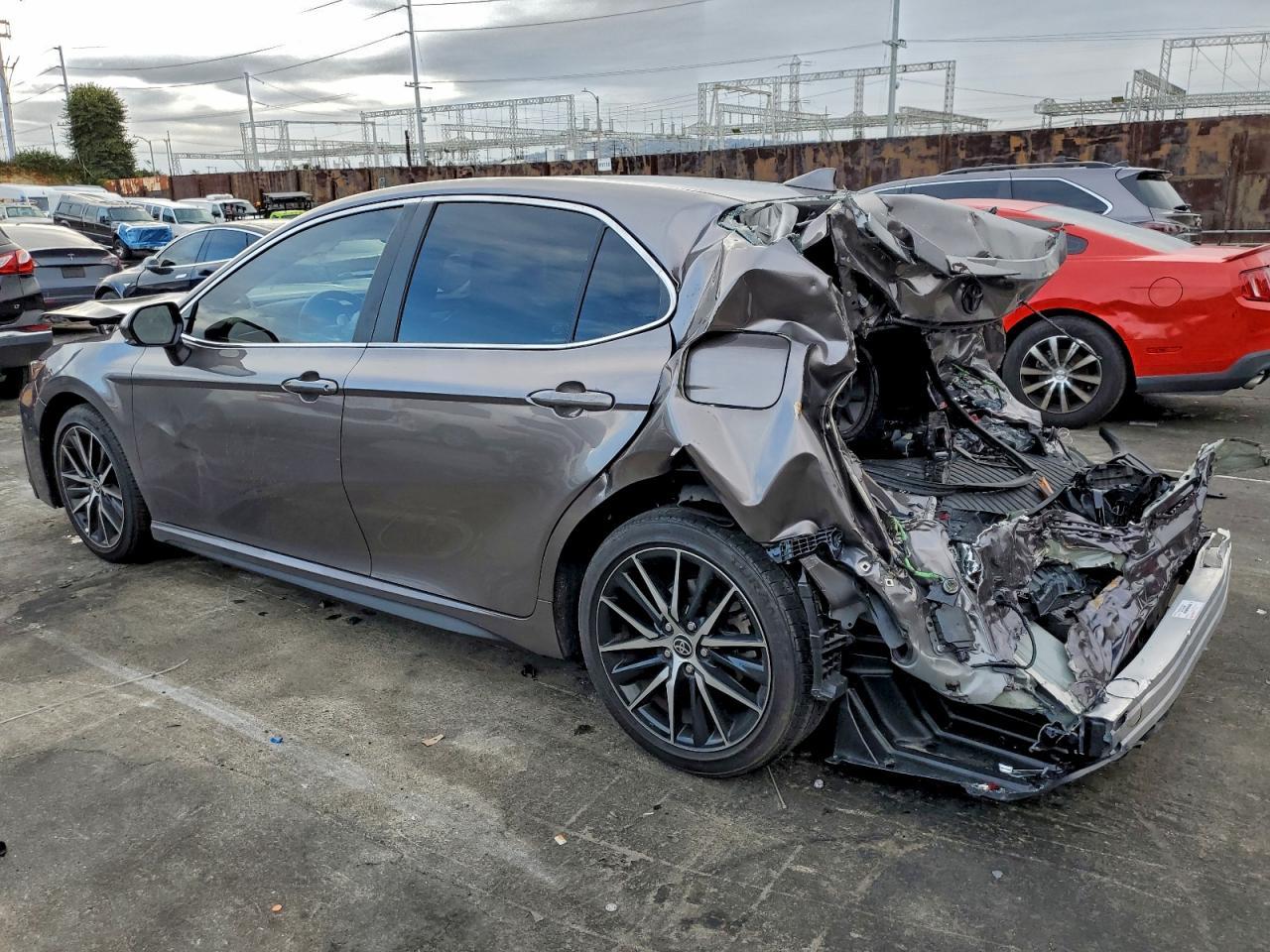 2024 Toyota Camry Se Night Shade - Фото 2