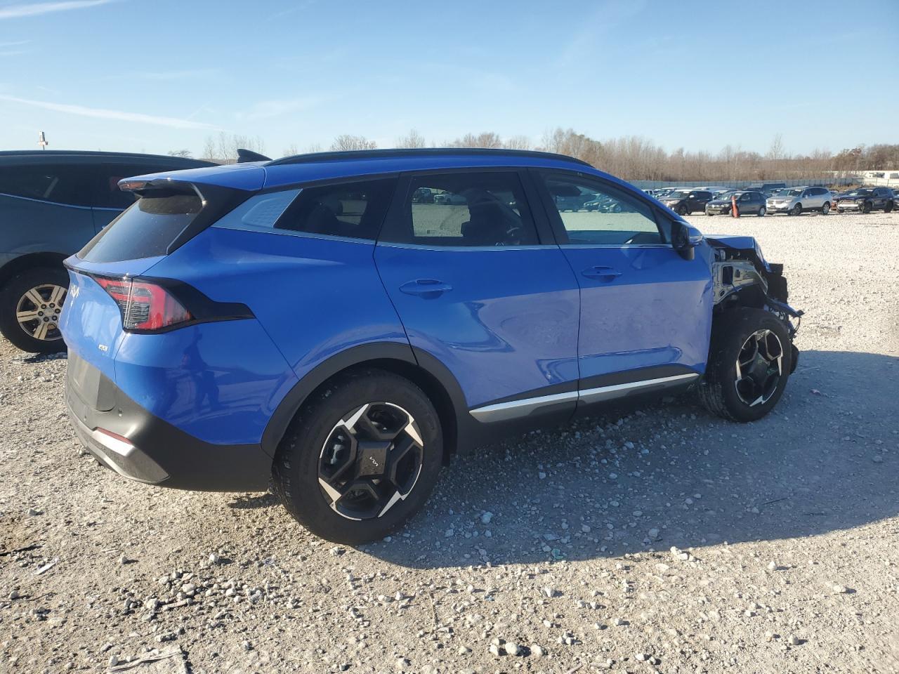 2026 Kia Sportage Ex - Image 3