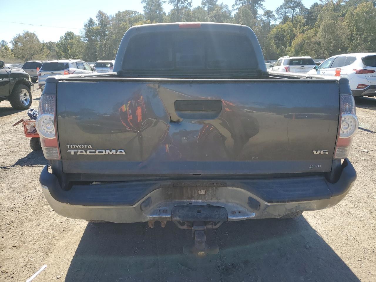 2011 Toyota Tacoma Double Cab - Фото 6