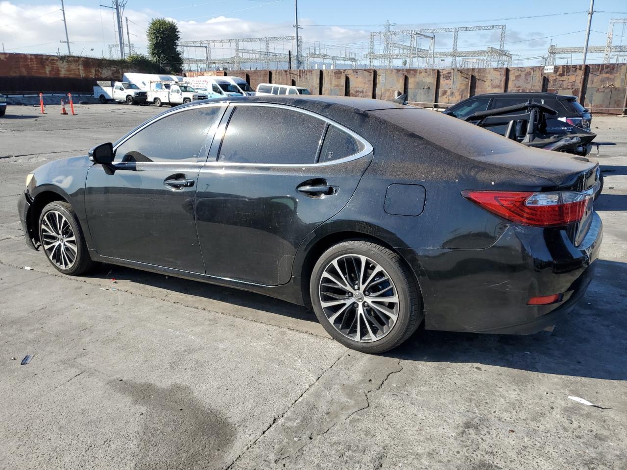2013 Lexus Es 350 - Image 2