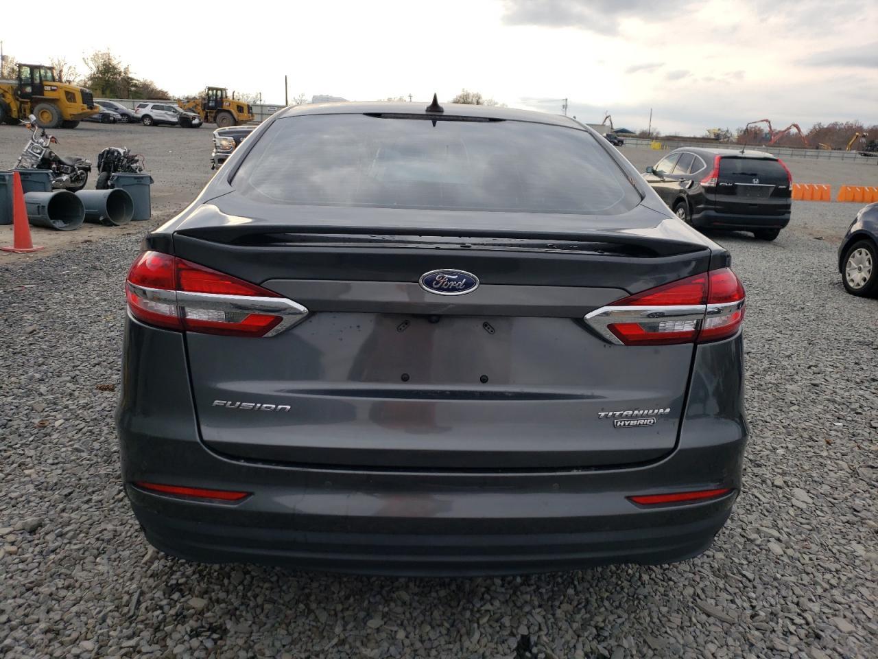 2020 Ford Fusion Titanium - Фото 6