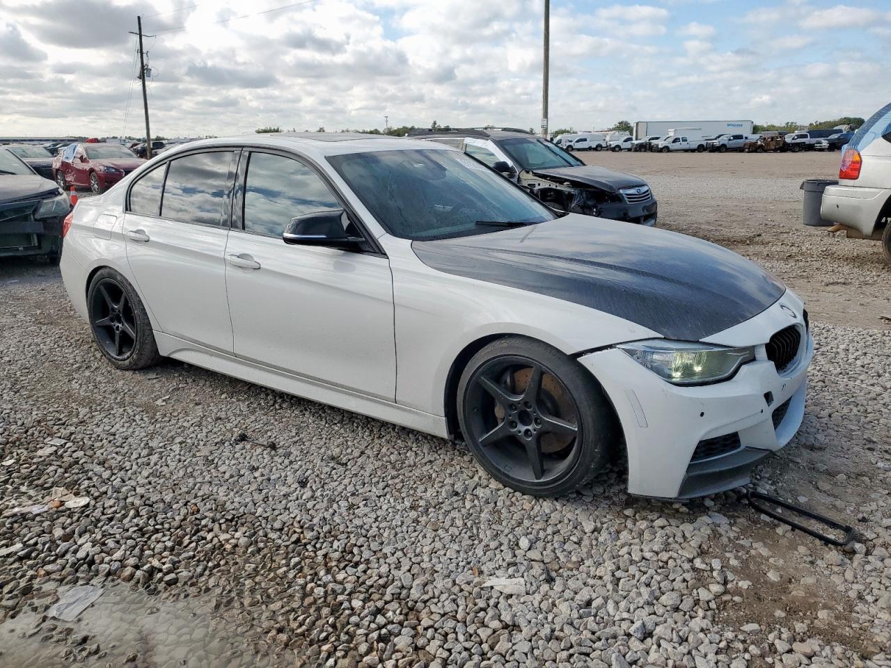 2014 BMW 335 I - Image 4