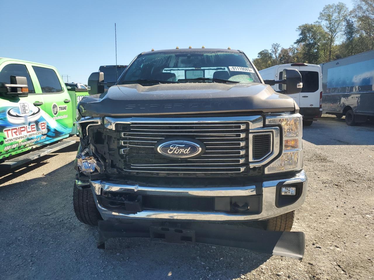 2022 Ford F350 Super Duty - Фото 5