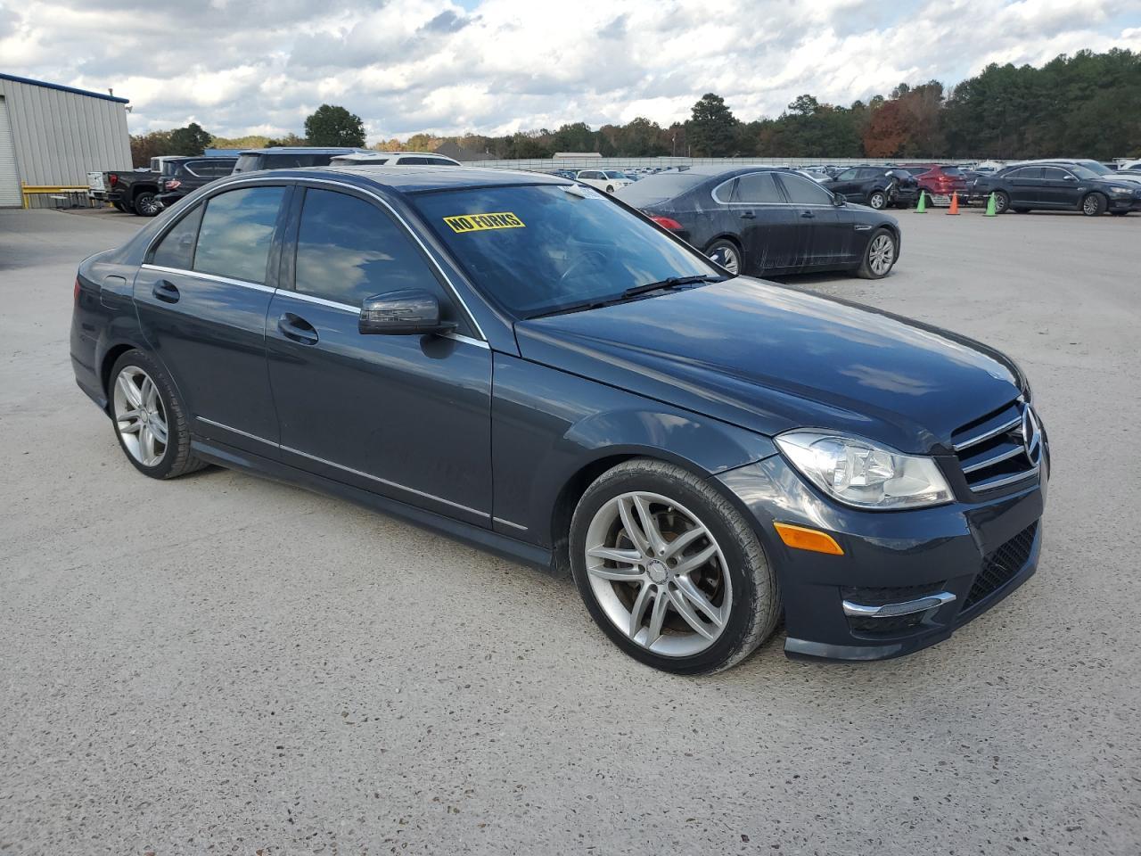 2014 Mercedes-Benz C 250 - Image 4