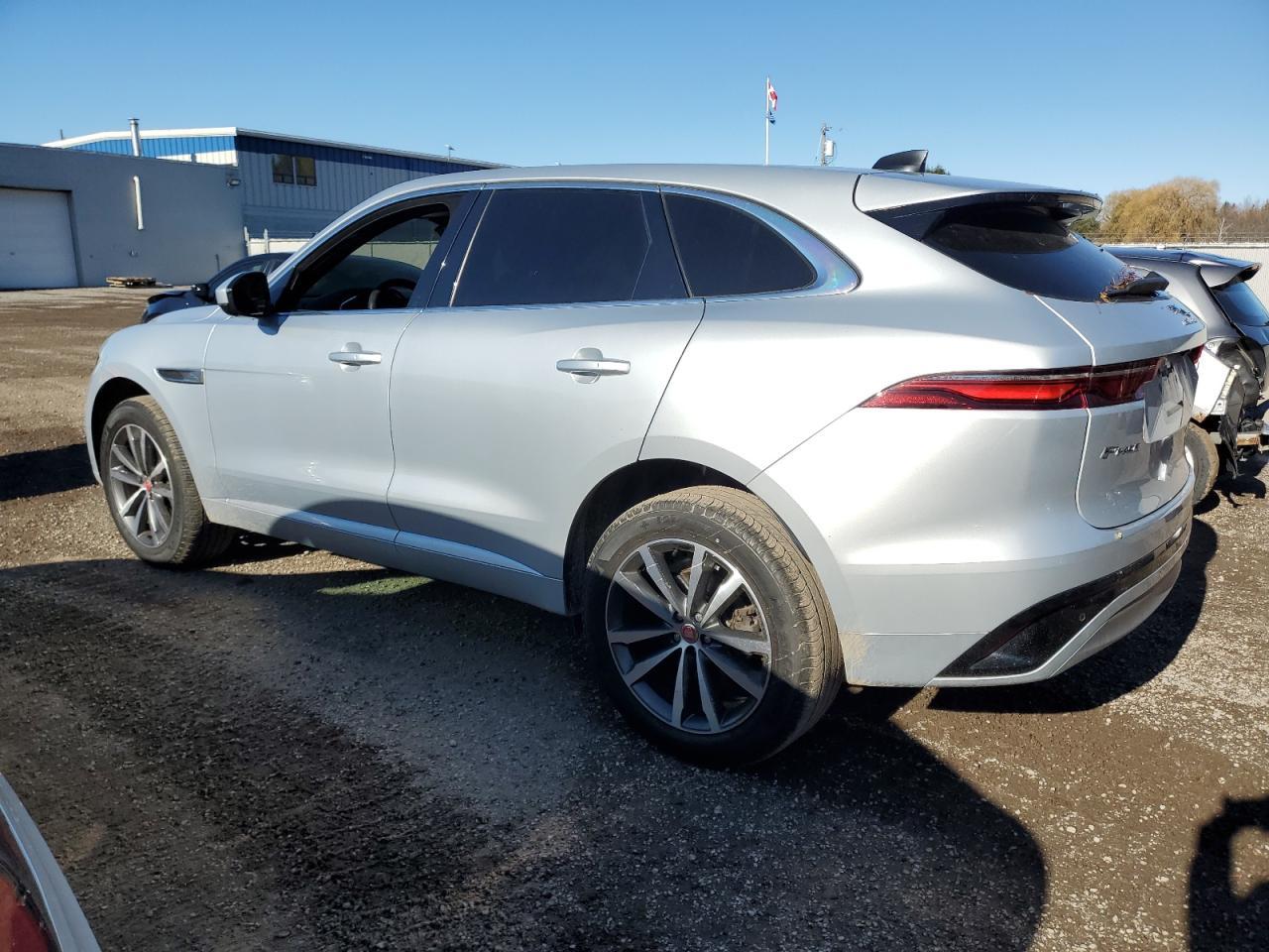 2022 Jaguar F-Pace R-Dynamic S - Image 2