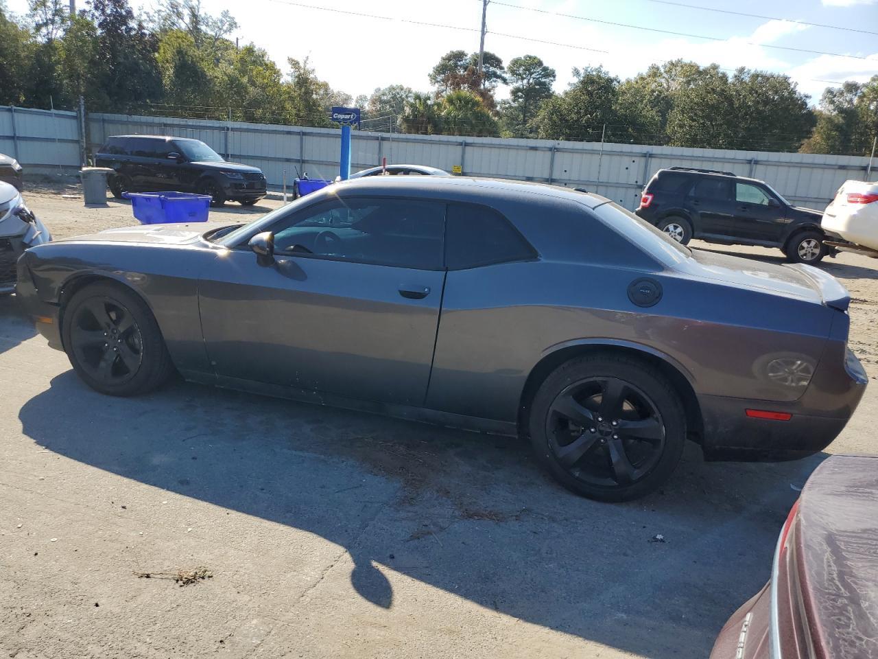 2013 Dodge Challenger - Фото 2