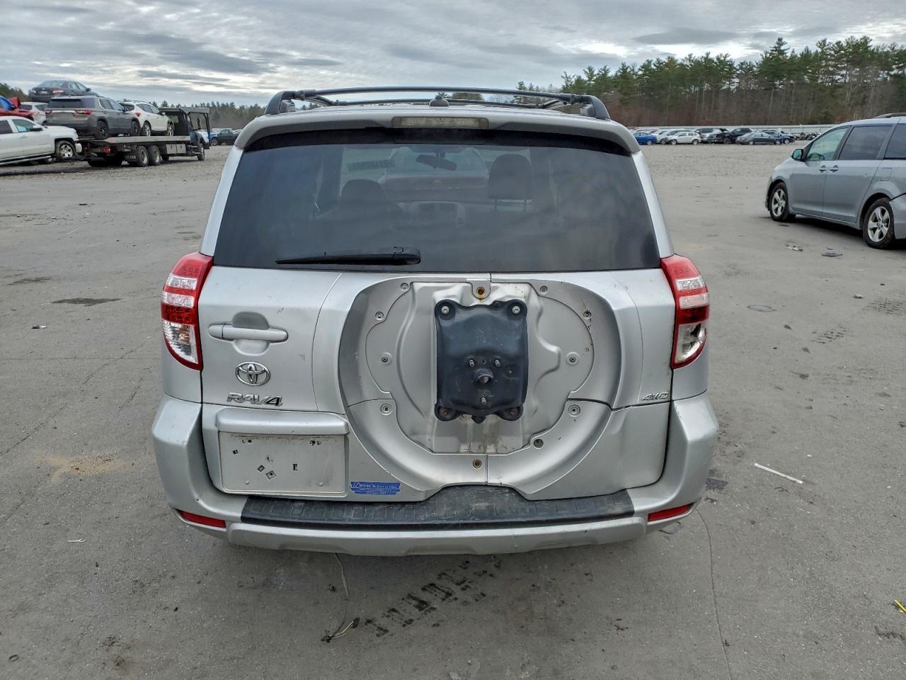2011 Toyota Rav4 - Image 6