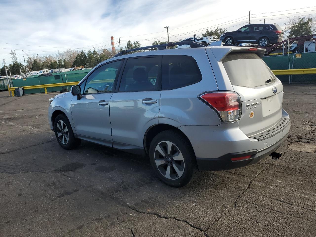 2018 Subaru Forester 2.5I Premium - Фото 2