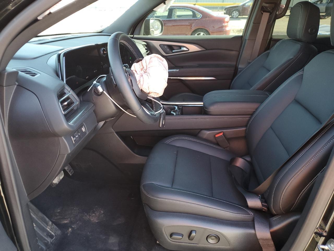 2025 Chevrolet Traverse Lt - Image 7